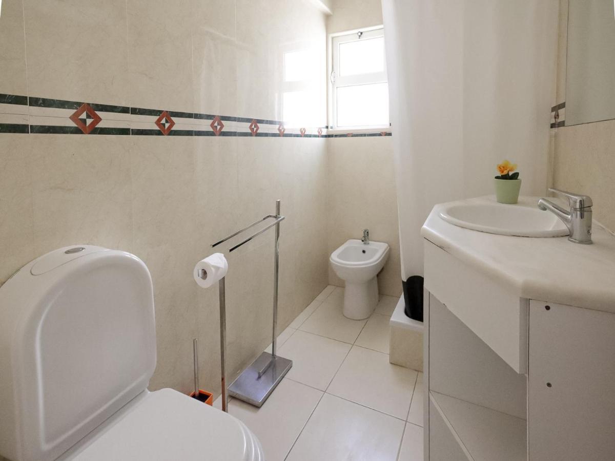 Praia Da Oura Apartment - 100 M From The Beach - By Bedzy Albufeira Ngoại thất bức ảnh
