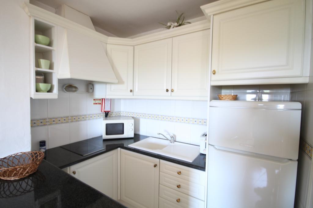 Praia Da Oura Apartment - 100 M From The Beach - By Bedzy Albufeira Ngoại thất bức ảnh